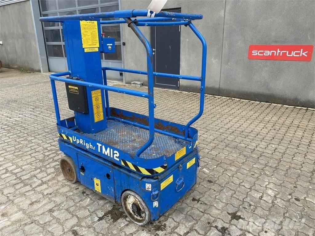 Snorkel TM12 Vertical mast lifts