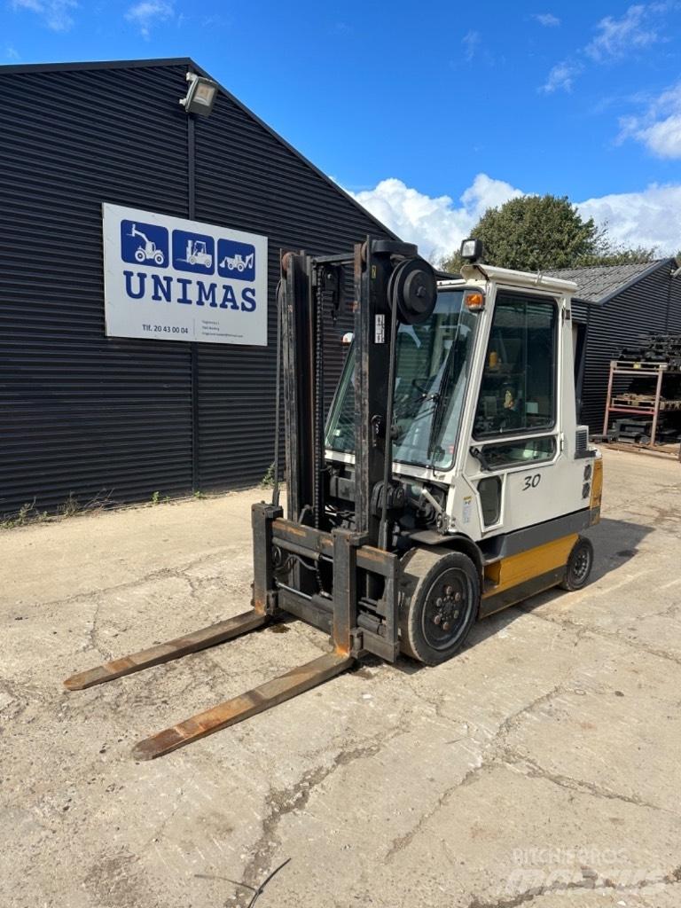 TCM FB 30-7 Electric Forklifts