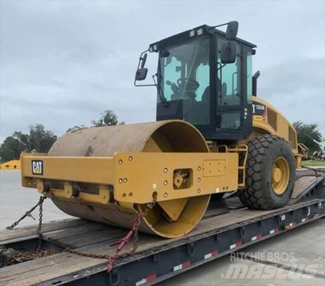 CAT CS 54 B Single drum rollers