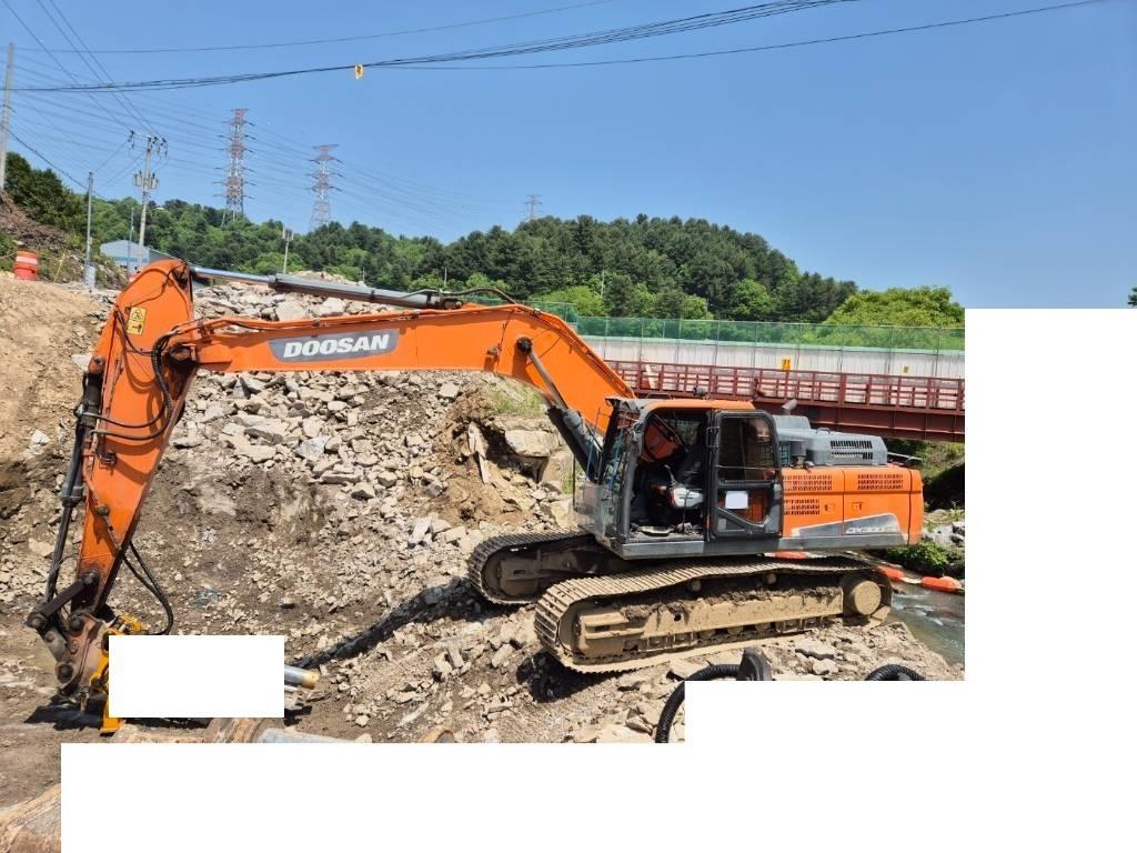 Doosan DX 300 LC-5 Crawler Excavators