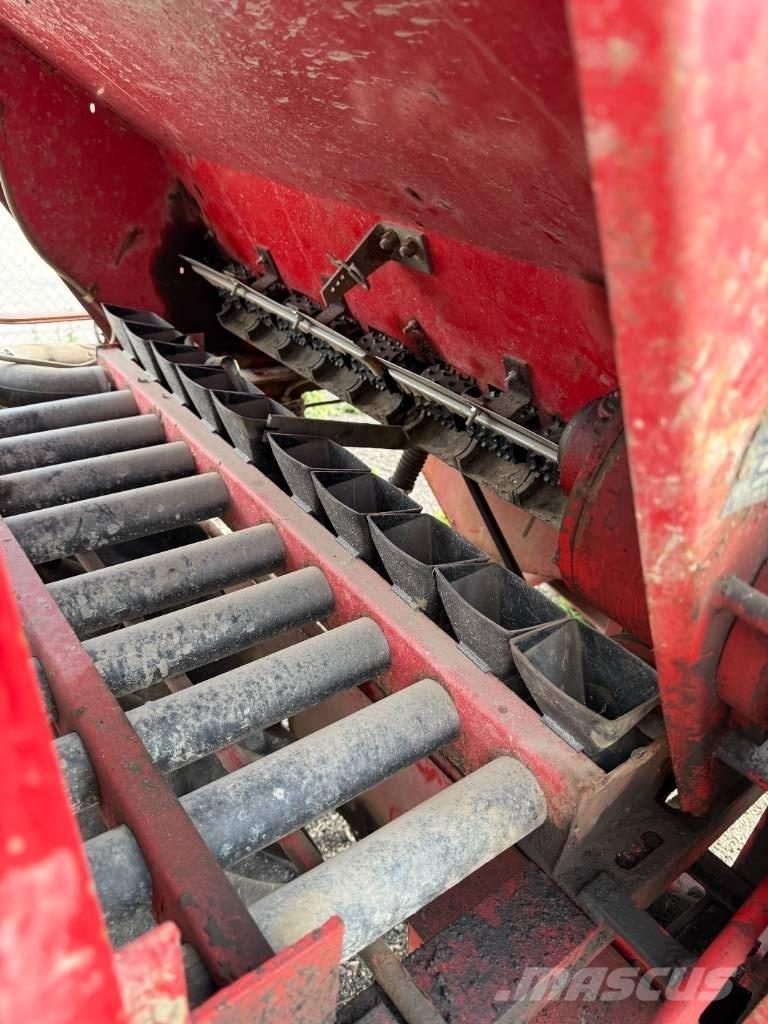 Tive 2000 Mineral spreaders