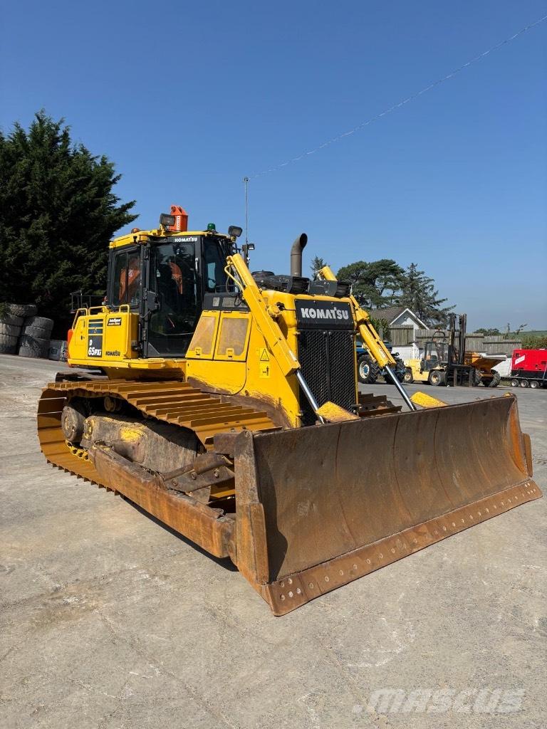 Komatsu D 65 PXi-18 Crawler dozers