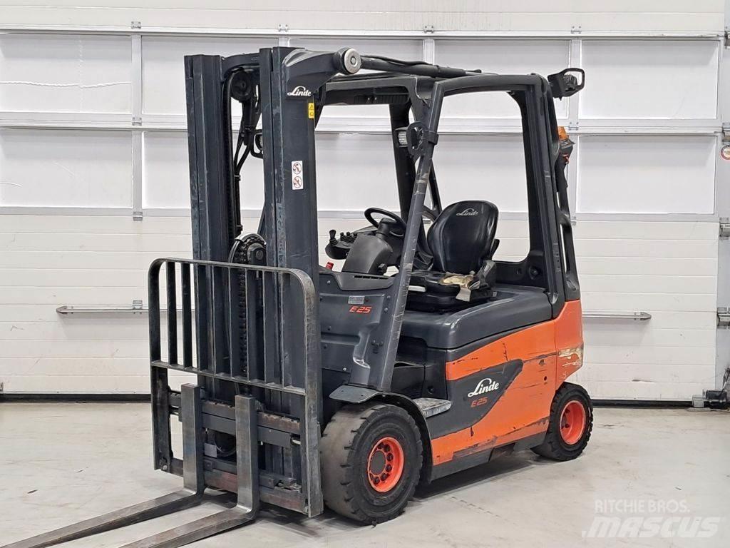 Linde E25-01 Electric Forklifts
