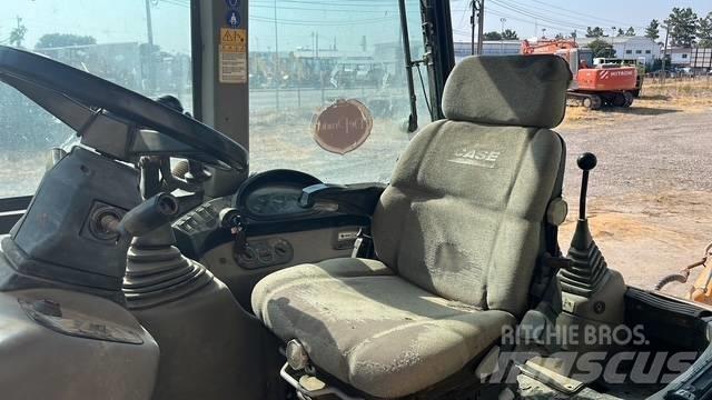 CASE 580 SR Backhoe Loaders