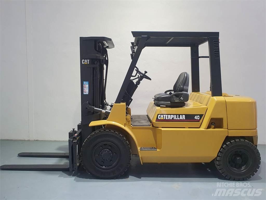 CAT DP40K MC Diesel Forklifts