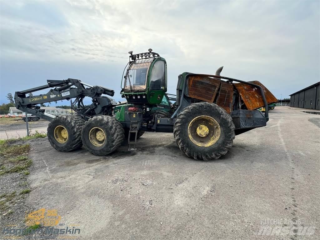 John Deere 1470G Harvesters