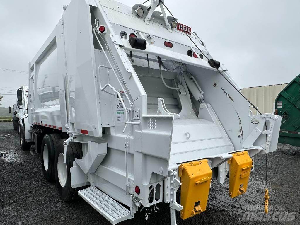 Freightliner M2 Garbage Trucks / Recycling Trucks