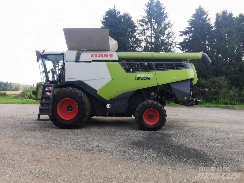 CLAAS Lexion 6800 Combine Harvesters