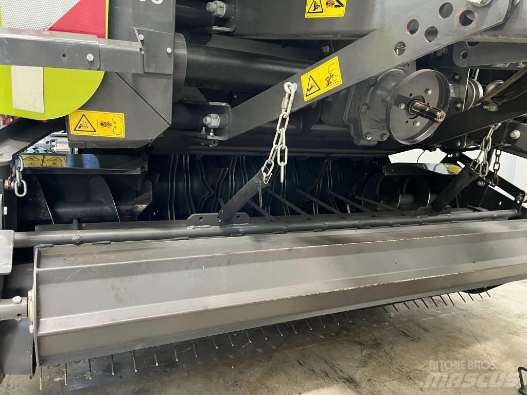CLAAS Variant 480 RC Round Balers