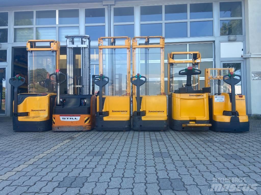 Jungheinrich EJC 110 Self Propelled Stackers