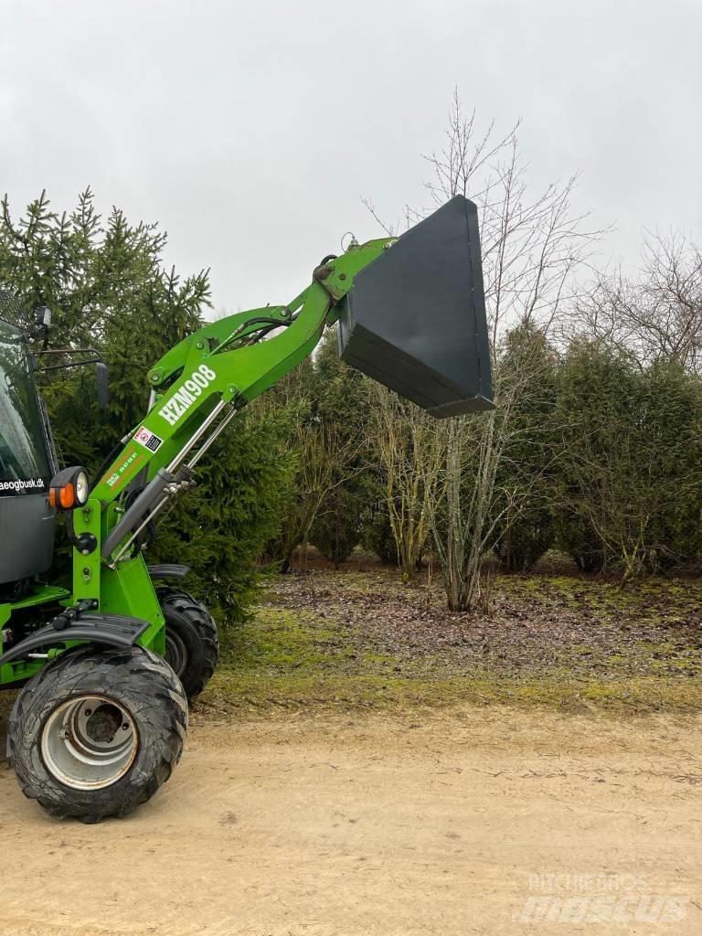 HZM 908 Wheel Loaders