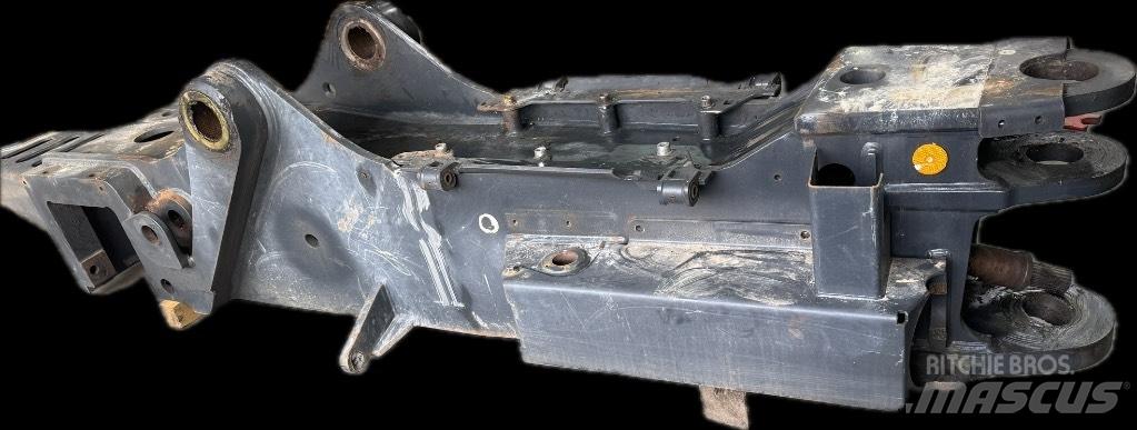 Ponsse Bear 8W Chassis and suspension