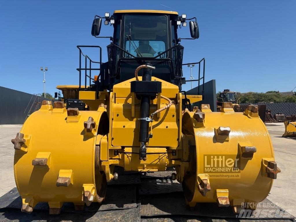 CAT 816 Landfill compactors