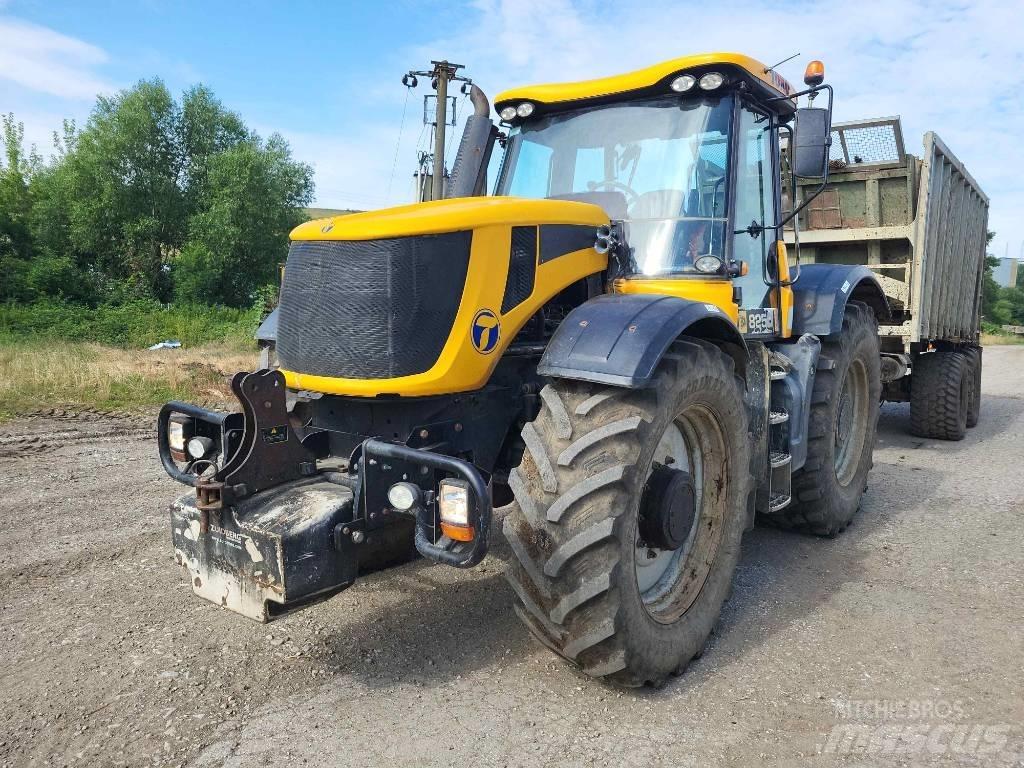 JCB Fastrac 8250 Tractors