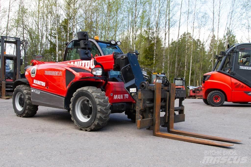 Manitou MT625 Telescopic Handlers