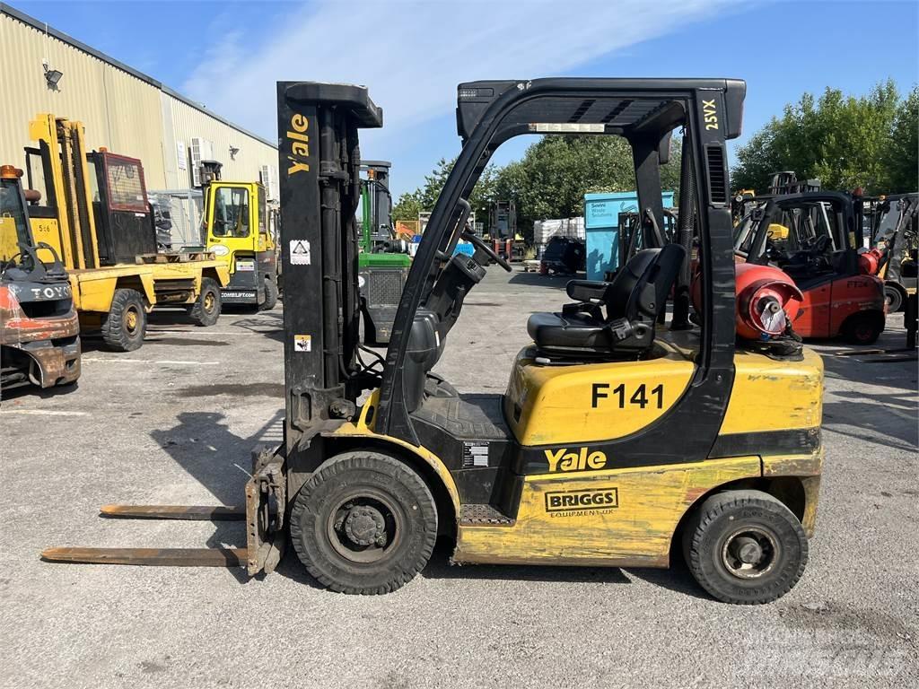 Yale GLP25VX LPG trucks