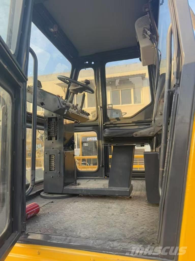 Dynapac CC 211 Single drum rollers