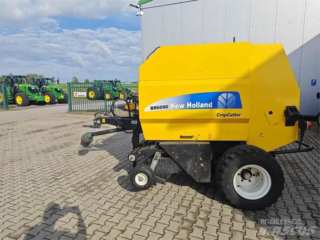 New Holland BR6090 Round Balers