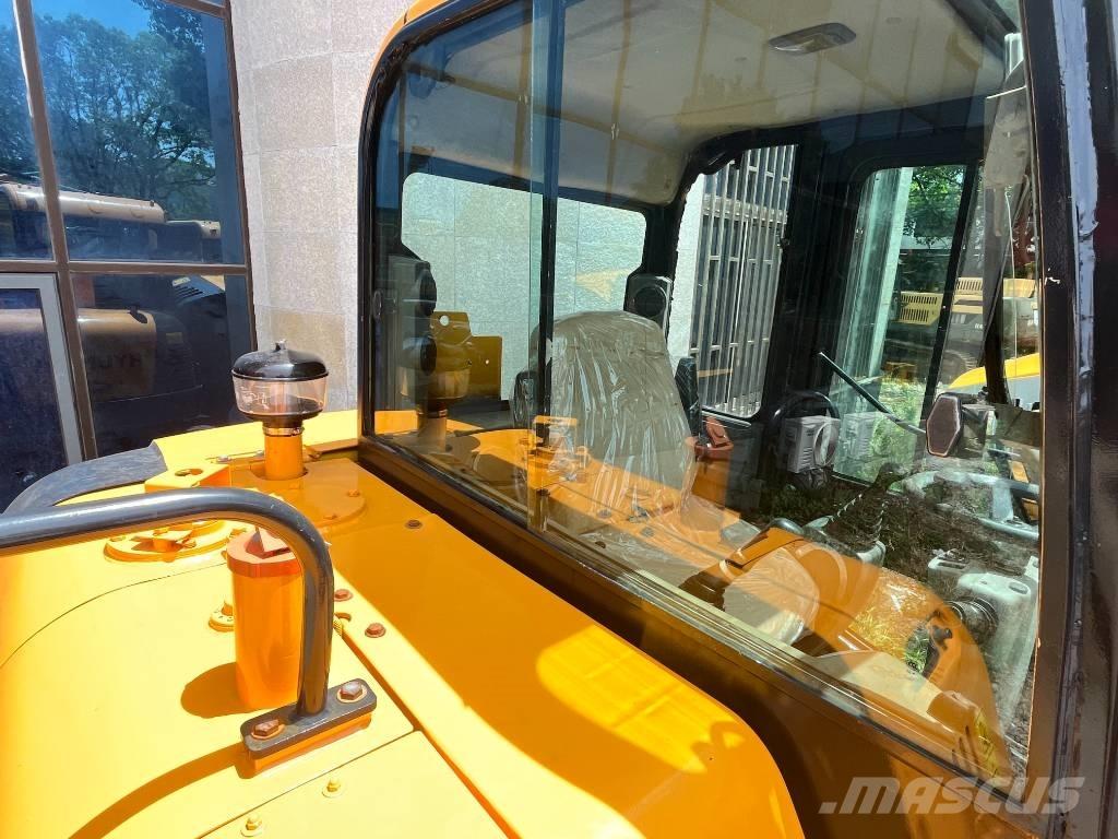 Hyundai Robex 60 VS Mini Excavators <7t (Mini Diggers)