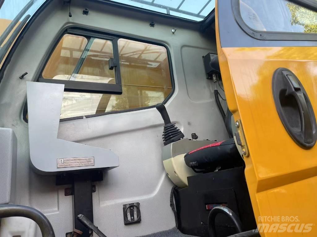 XCMG QY55KC Mobile and all terrain cranes