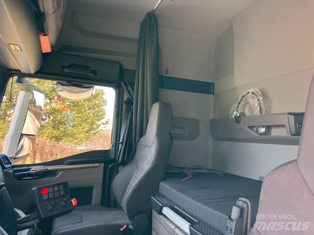 MAN TGX 35.520 Dump Trucks