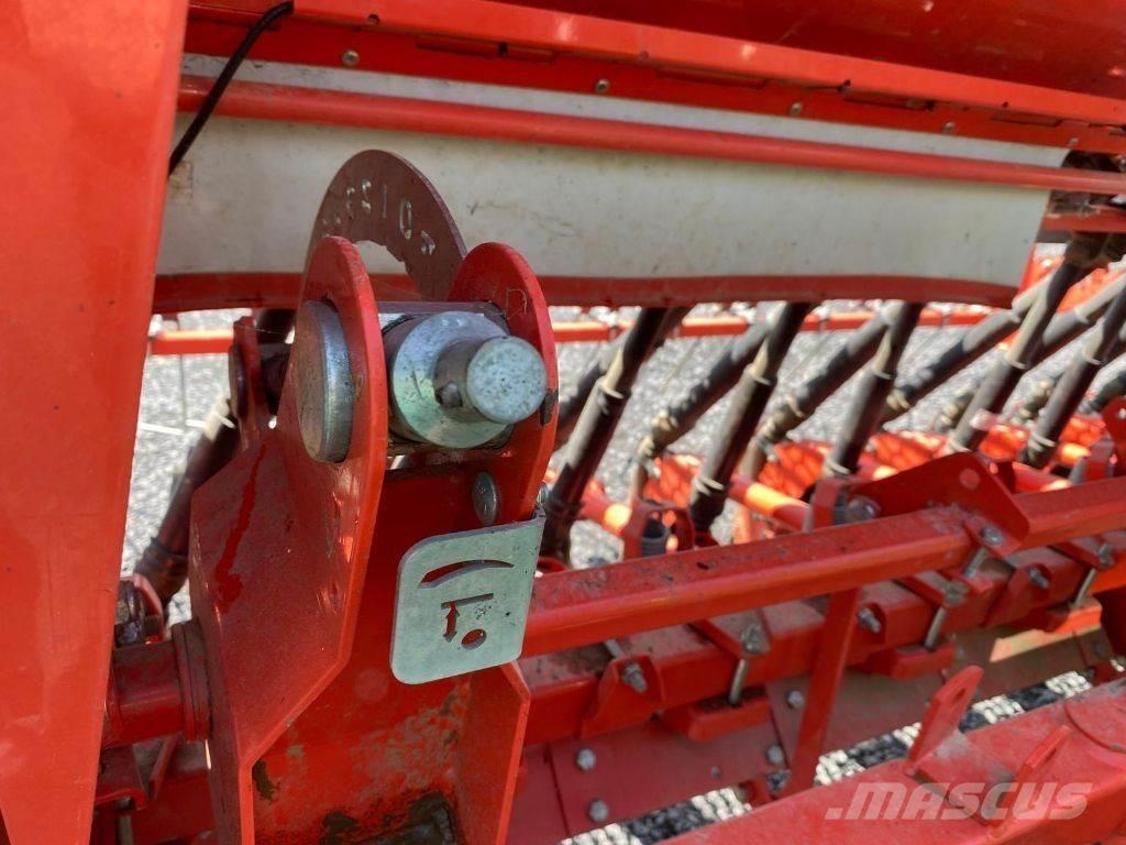 Kuhn PREMIA 300-24 Farm Drills