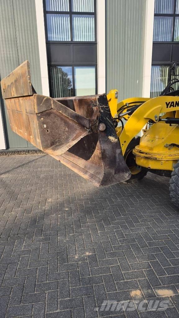 Yanmar V70s Wheel Loaders