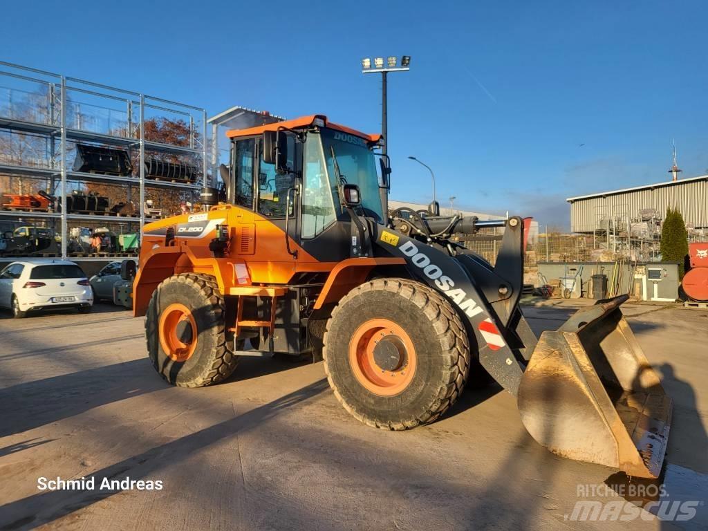 Doosan DL 200-5 Wheel Loaders