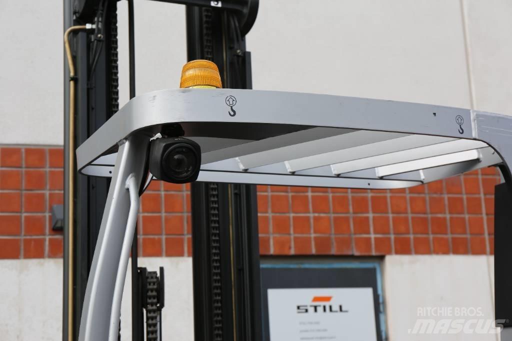 Still FMX-14 Reach trucks