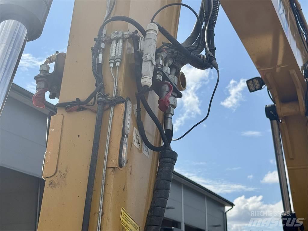 CAT 310 Mini excavators  7t - 12t