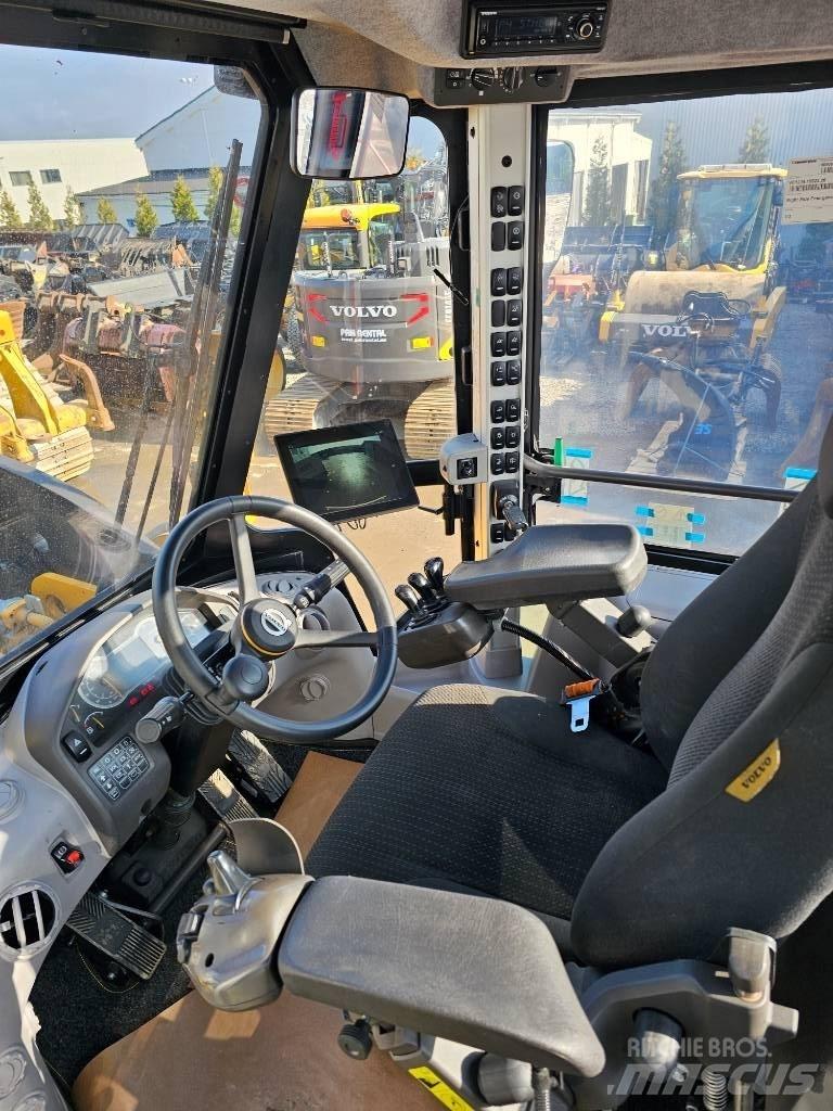 Volvo L260H Wheel Loaders