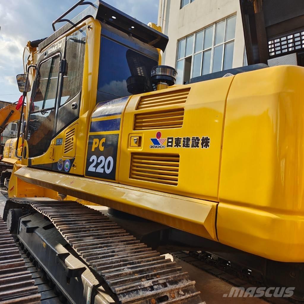 Komatsu PC 220-7 Crawler Excavators