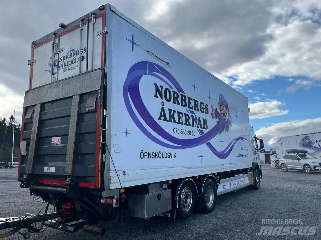 Volvo FM 460 Reefer Trucks