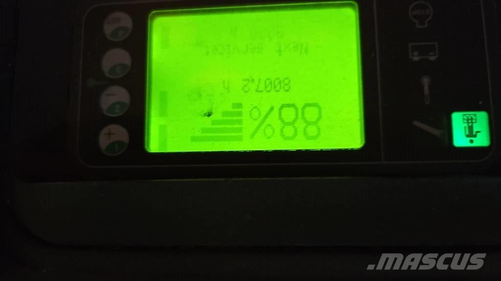 Linde V08 Medium lift order picker