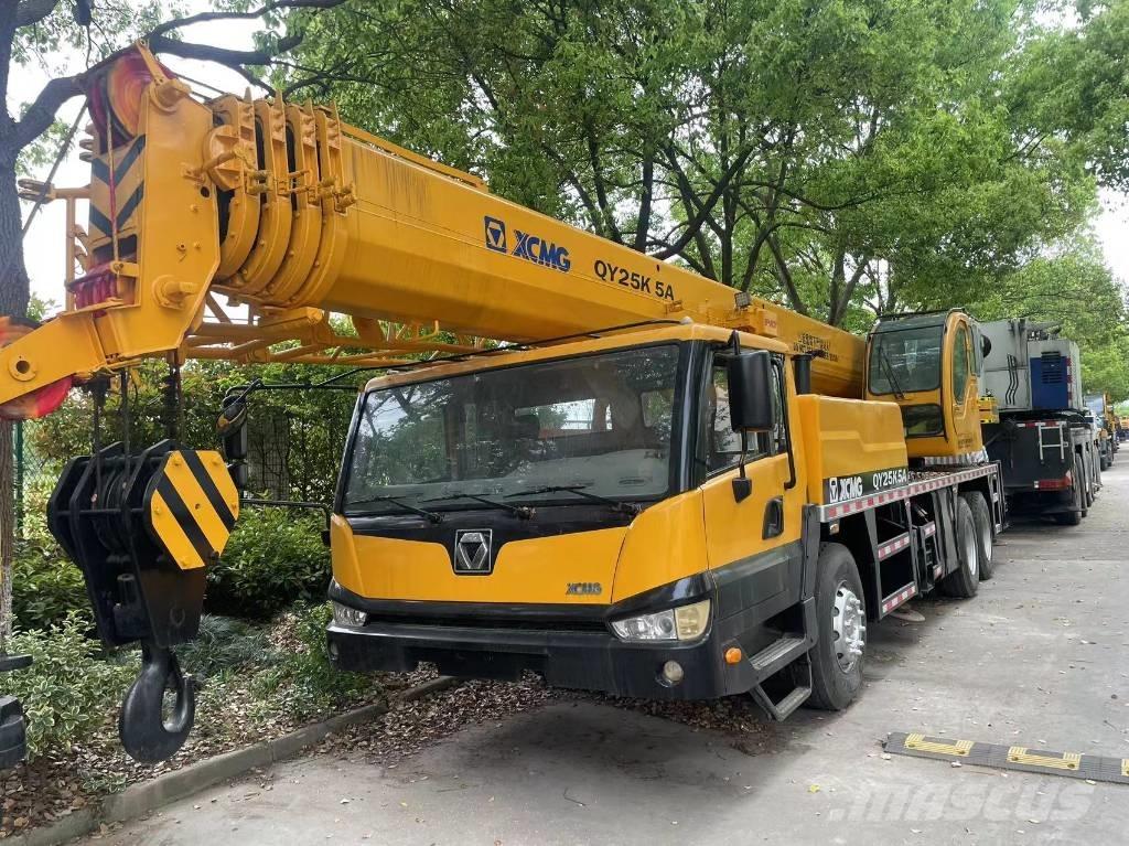 XCMG XCT25 Mobile and all terrain cranes