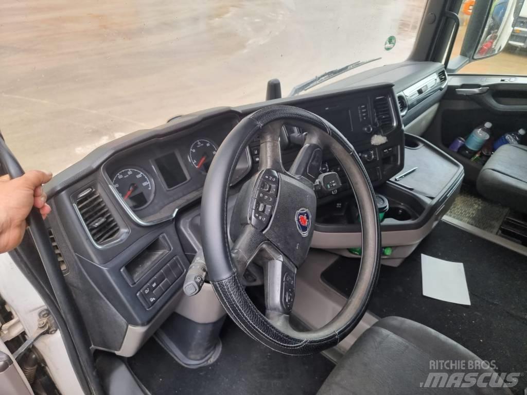 Scania R 450 Conventional Trucks / Tractor Trucks
