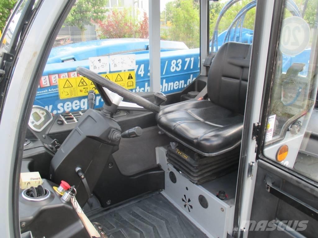 Genie GTH 2506 Telescopic Handlers