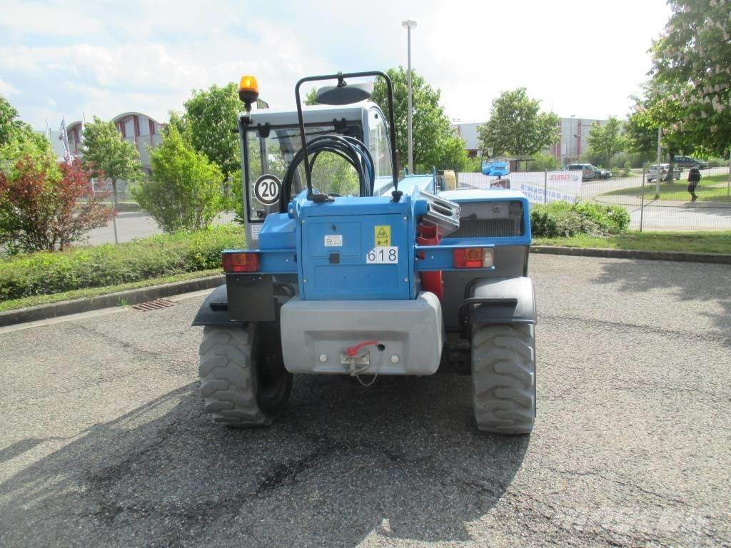 Genie GTH 2506 Telescopic Handlers