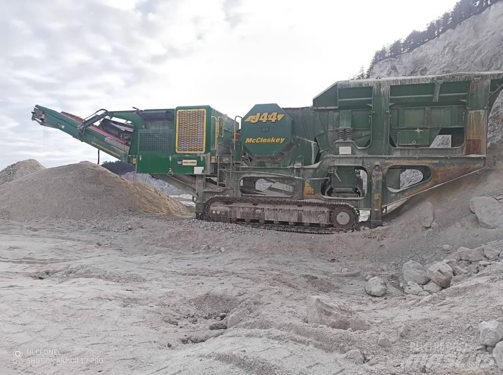 McCloskey J44 Crushers