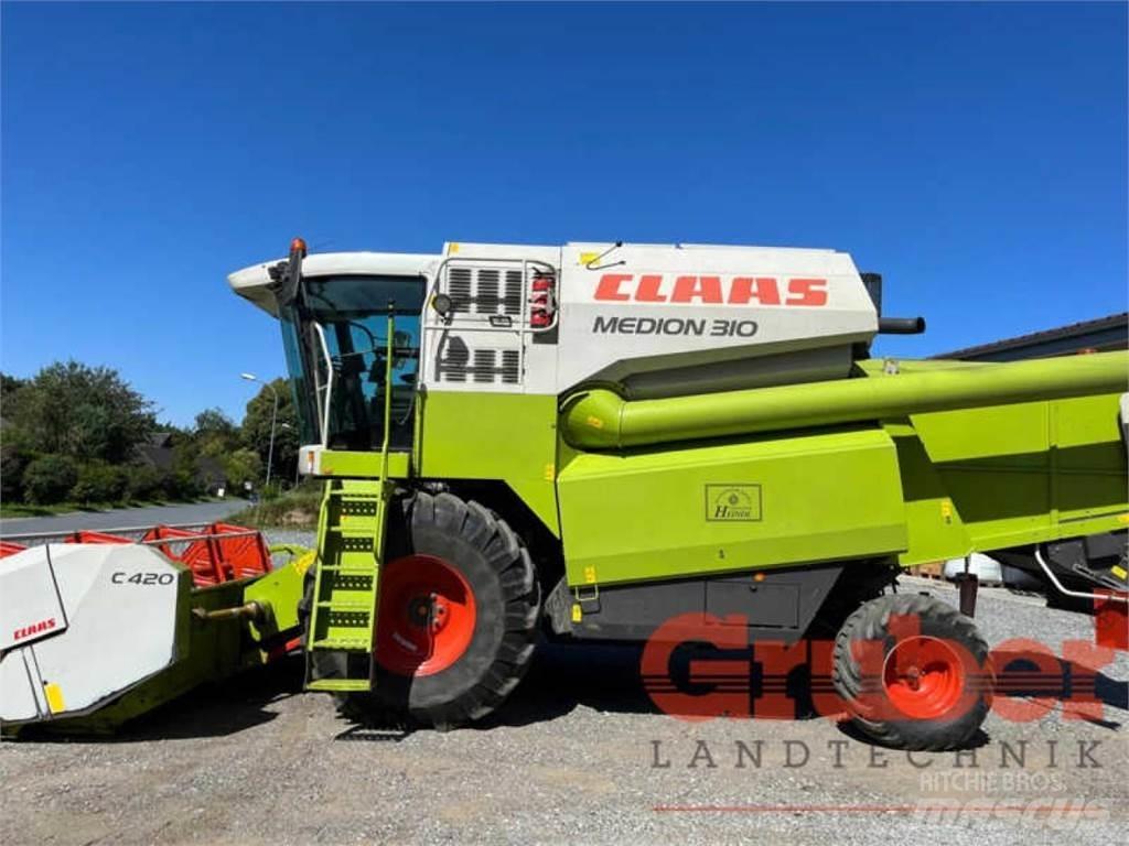 CLAAS Medion 310 Combine Harvesters