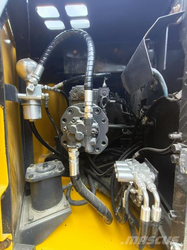 Sumitomo SH120 Crawler Excavators