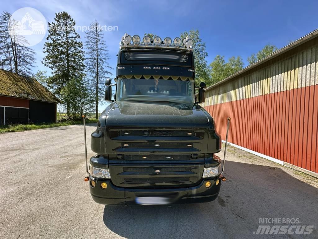 Scania R 620 LA Conventional Trucks / Tractor Trucks