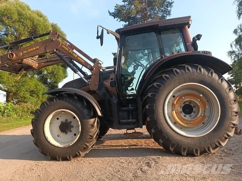 Valtra N 141 Tractors