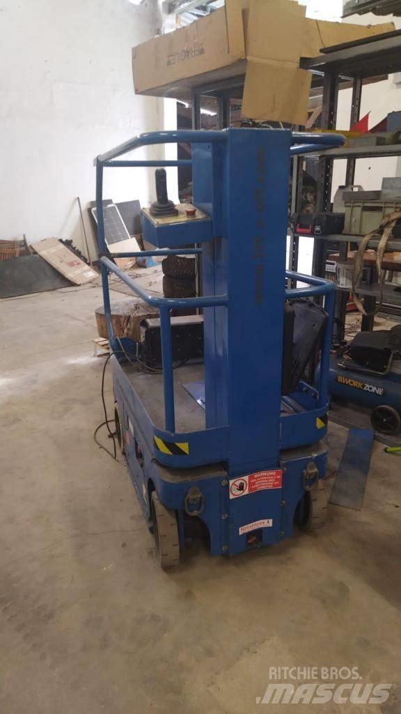 UpRight TM12 Scissor Lifts