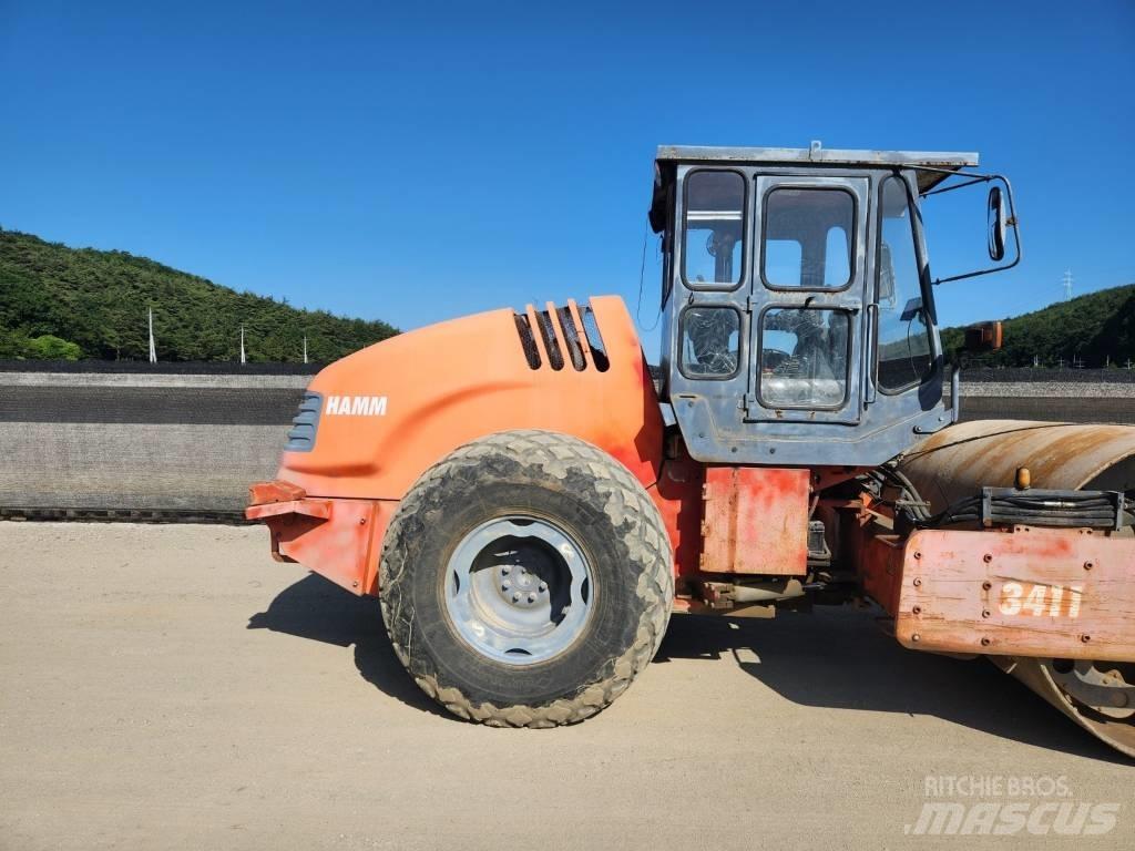 Hamm 3411 Twin drum rollers