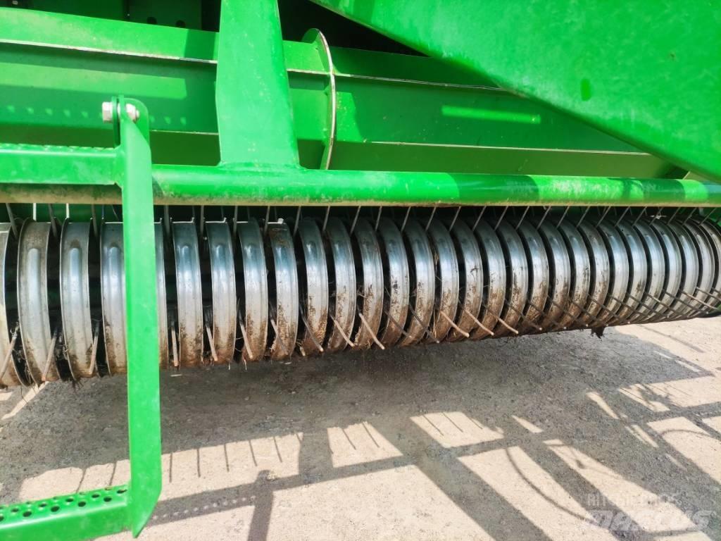 McHale Fusion 4 Plus Round Balers