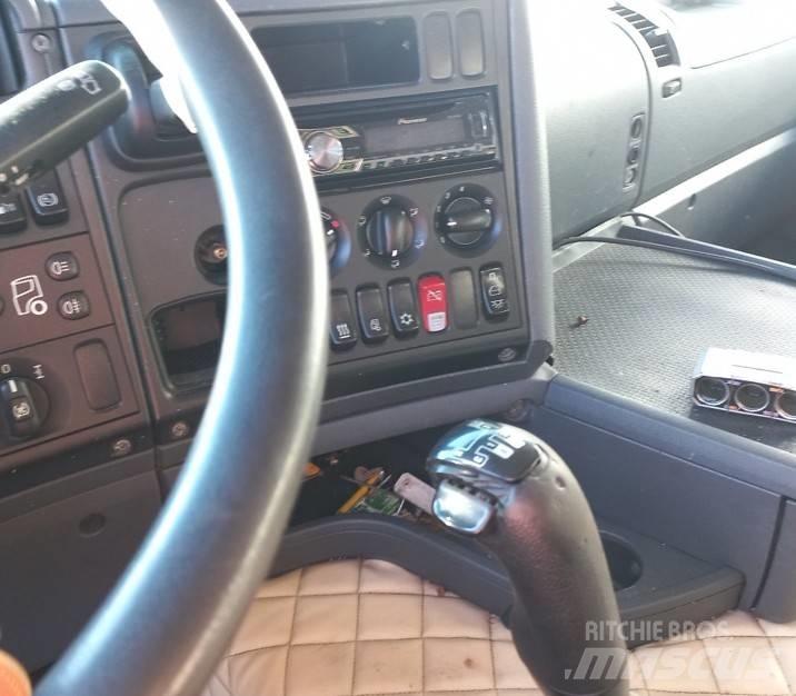Scania 440 Conventional Trucks / Tractor Trucks