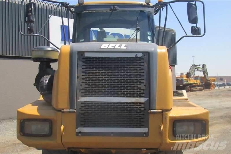 Bell B20D Other Trucks