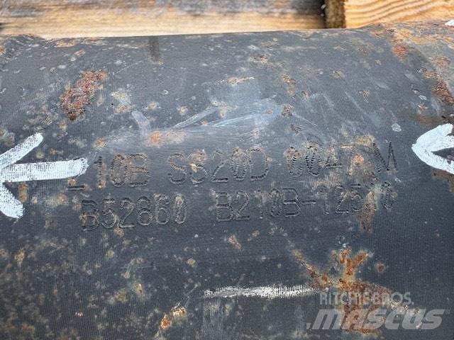 CAT grot 135 mm nowy Hammers / Breakers