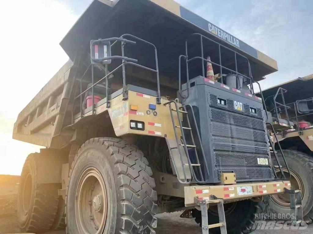 CAT 777 E Mining Trucks and Haulers
